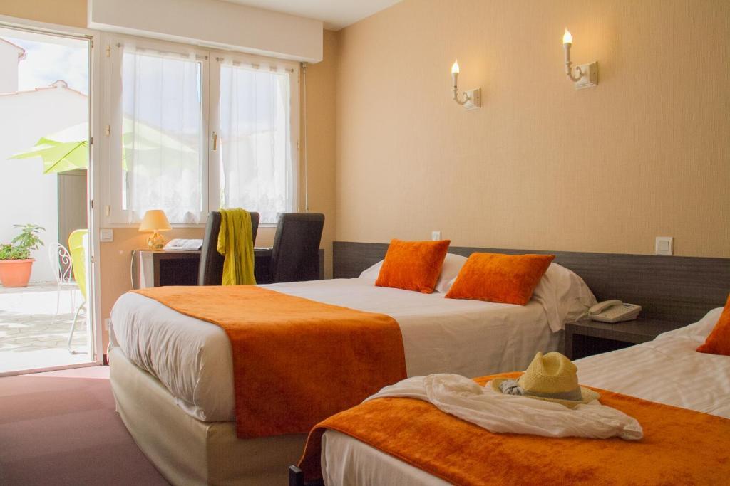 Hotel Les Hirondelles Les Sables-dʼOlonne Zimmer foto
